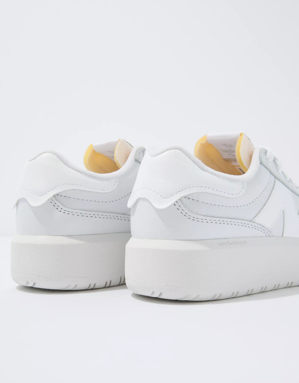 New Balance 302